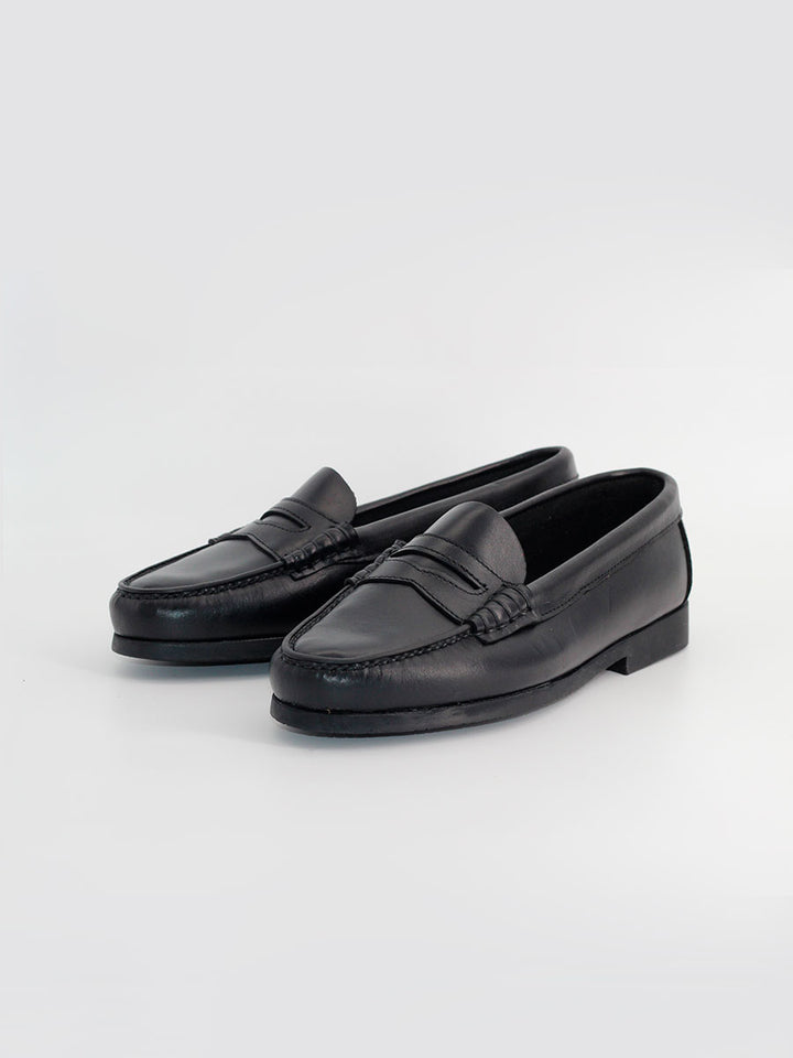 Mocasines con antifaz de piel color negro