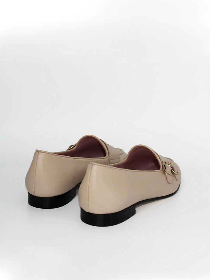 Mocasines de mujer Gala dos hebillas color nata