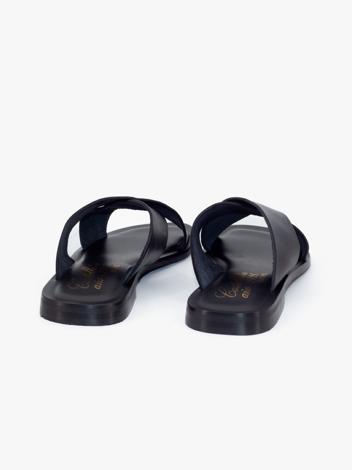 Sandalia Castellano modelo Maggie en piel negra