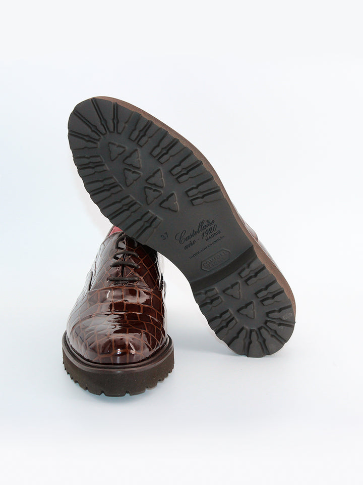 Zapatos de cordones mujer Paloma charol marrón