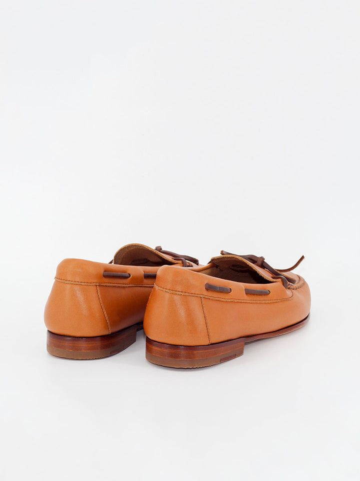 Mocasines 2204P de piel vegetal color cuero