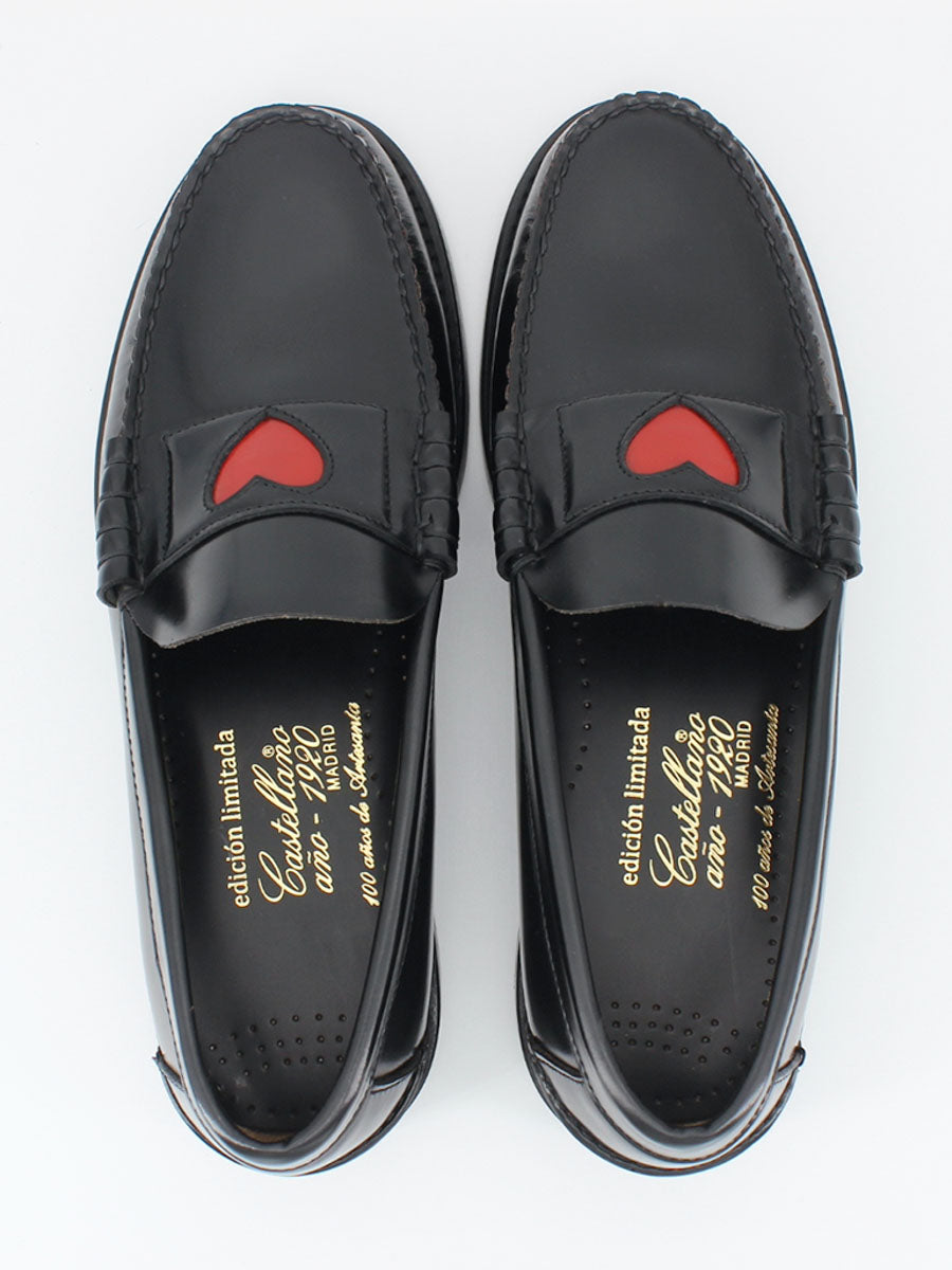 Men's loafers with band and heart in black antik leather