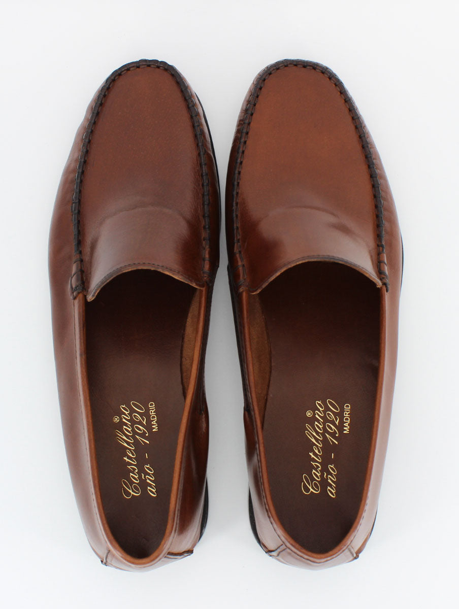 Fernando men's loafers with smooth uppers in light brown leather