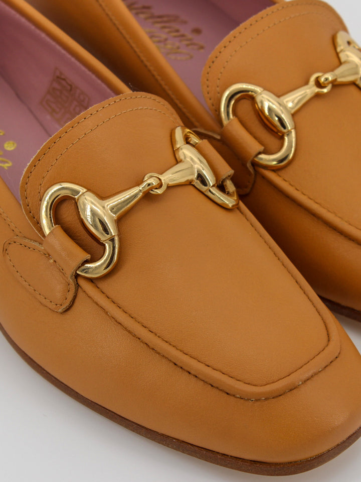 Mocasines de mujer Marittima en piel de color camel