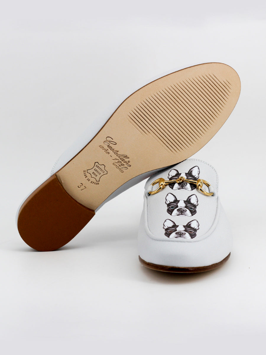 Venecia Bulldog cream leather mules