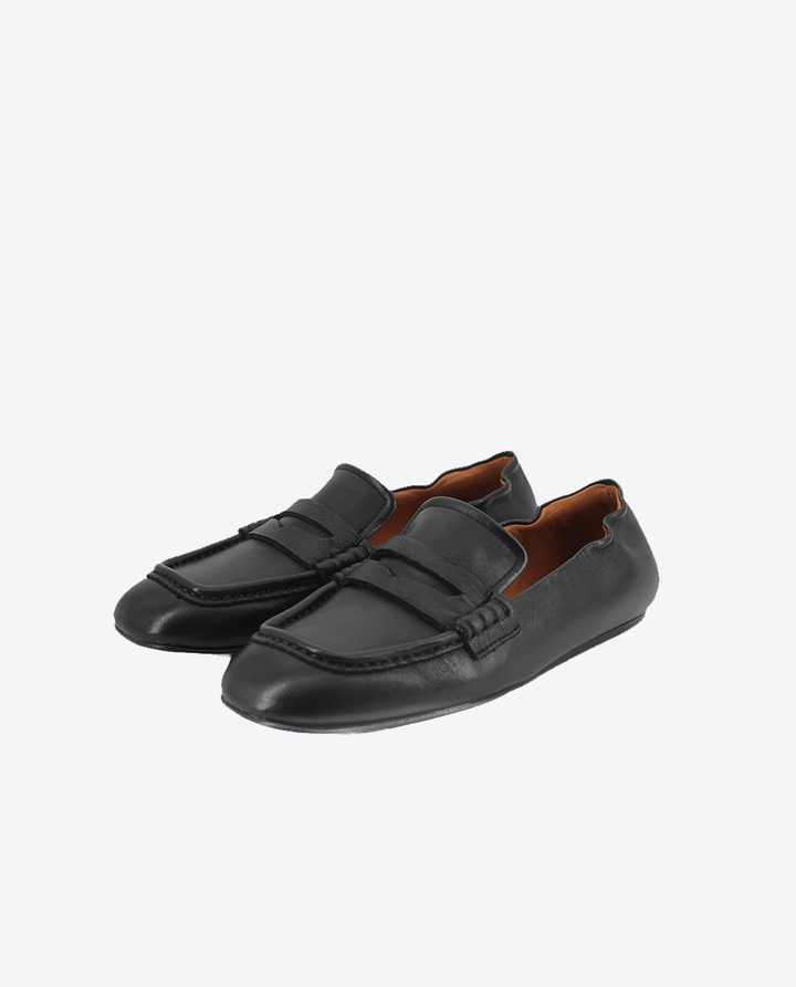 Mocasines Castellano® de piel para mujer con antifaz – Modelo Joon color negro