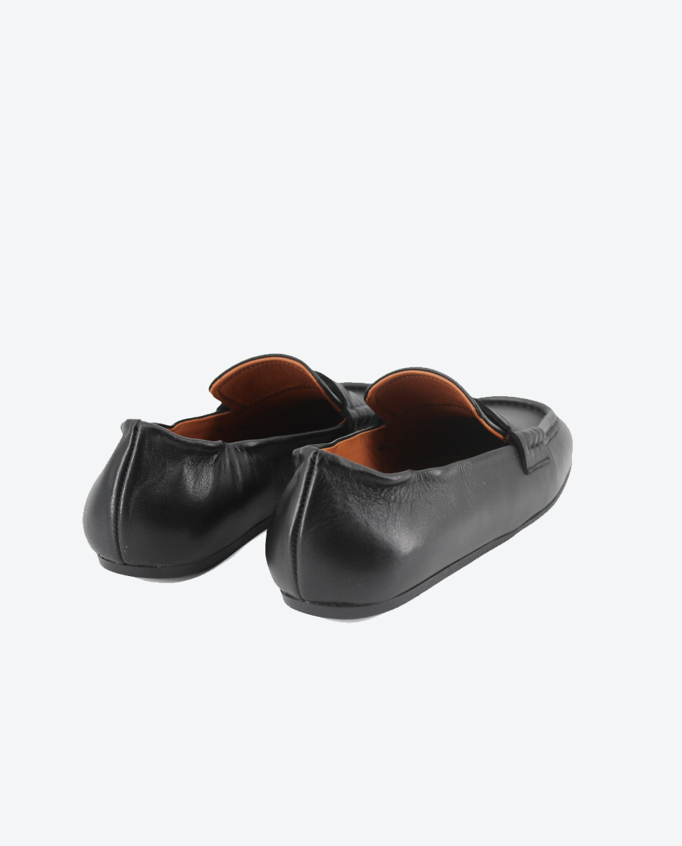 Mocasines Castellano® de piel para mujer con antifaz – Modelo Joon color negro
