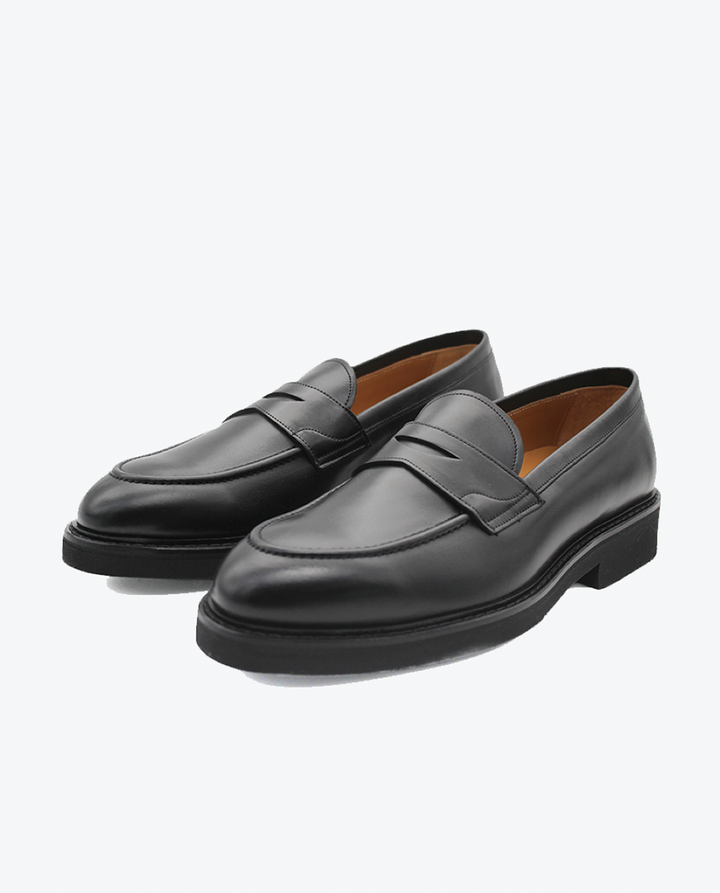 Mocasines Castellano® de piel para hombre con antifaz – Modelo Lanza color negro