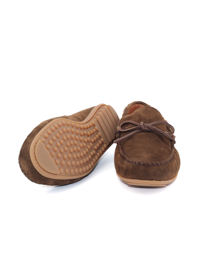 Mocasines modelo 11 lazo ante color marrón