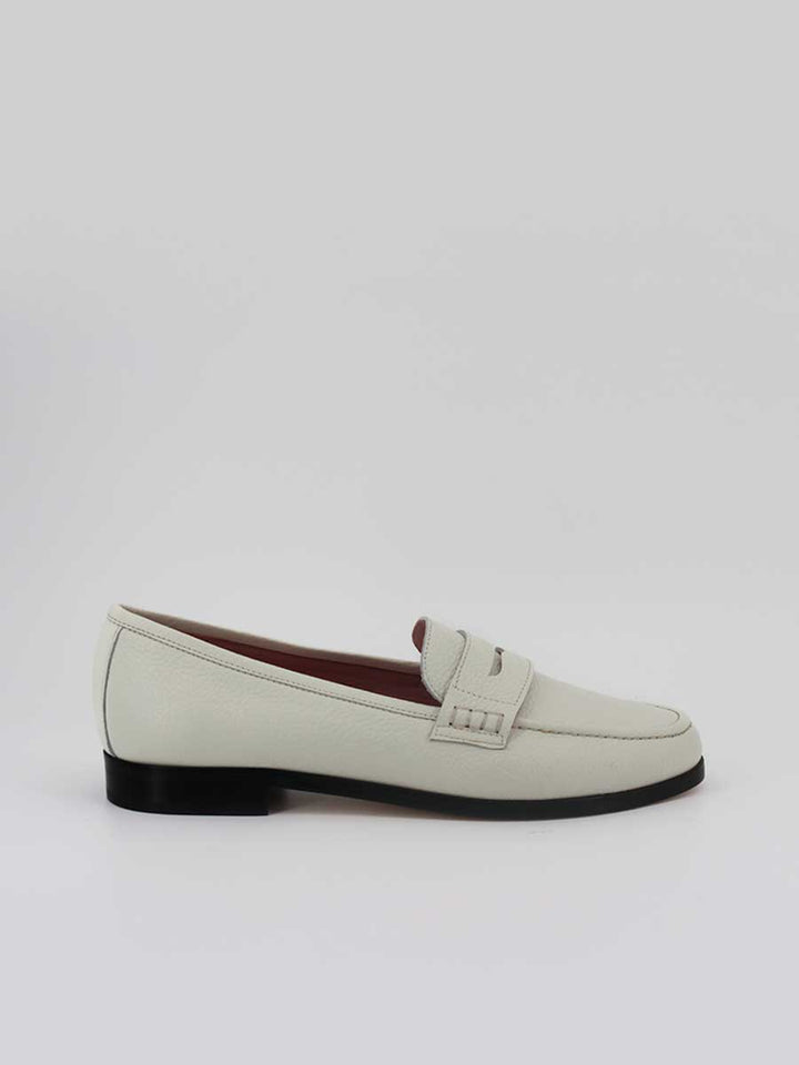 Mocasines de mujer modelo Figari blanco