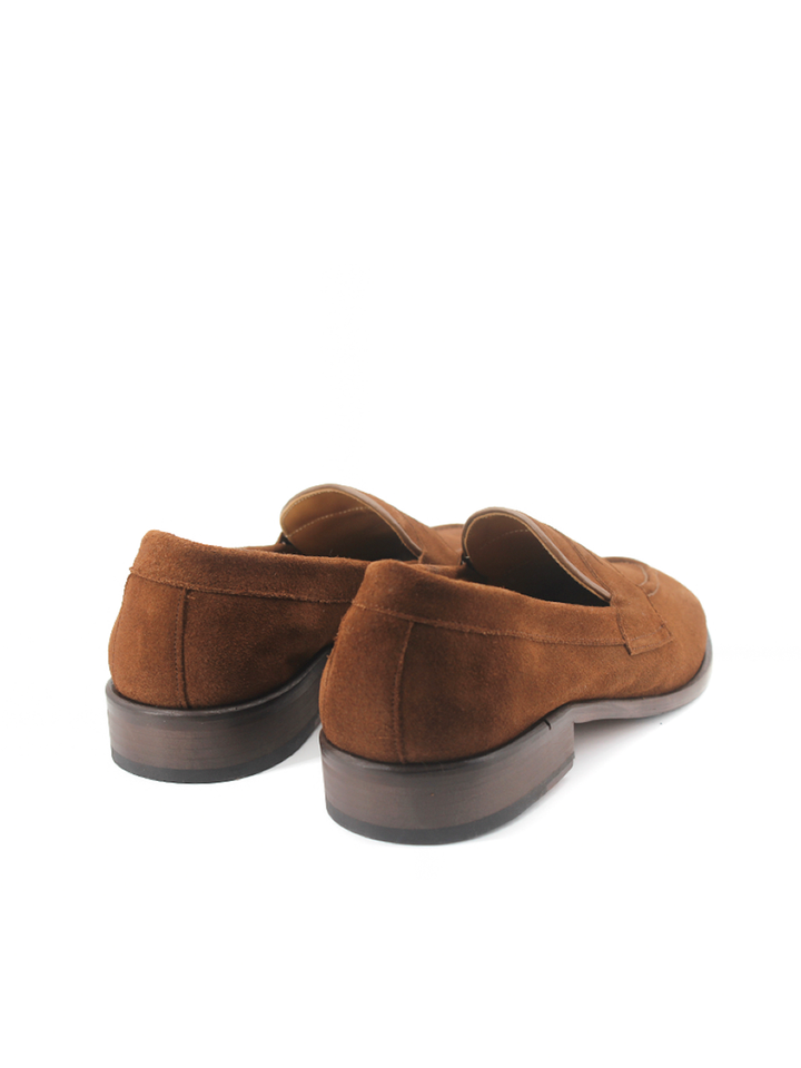 Mocasines Castellano® de piel ante para hombre con antifaz – Modelo Flecha color coñac