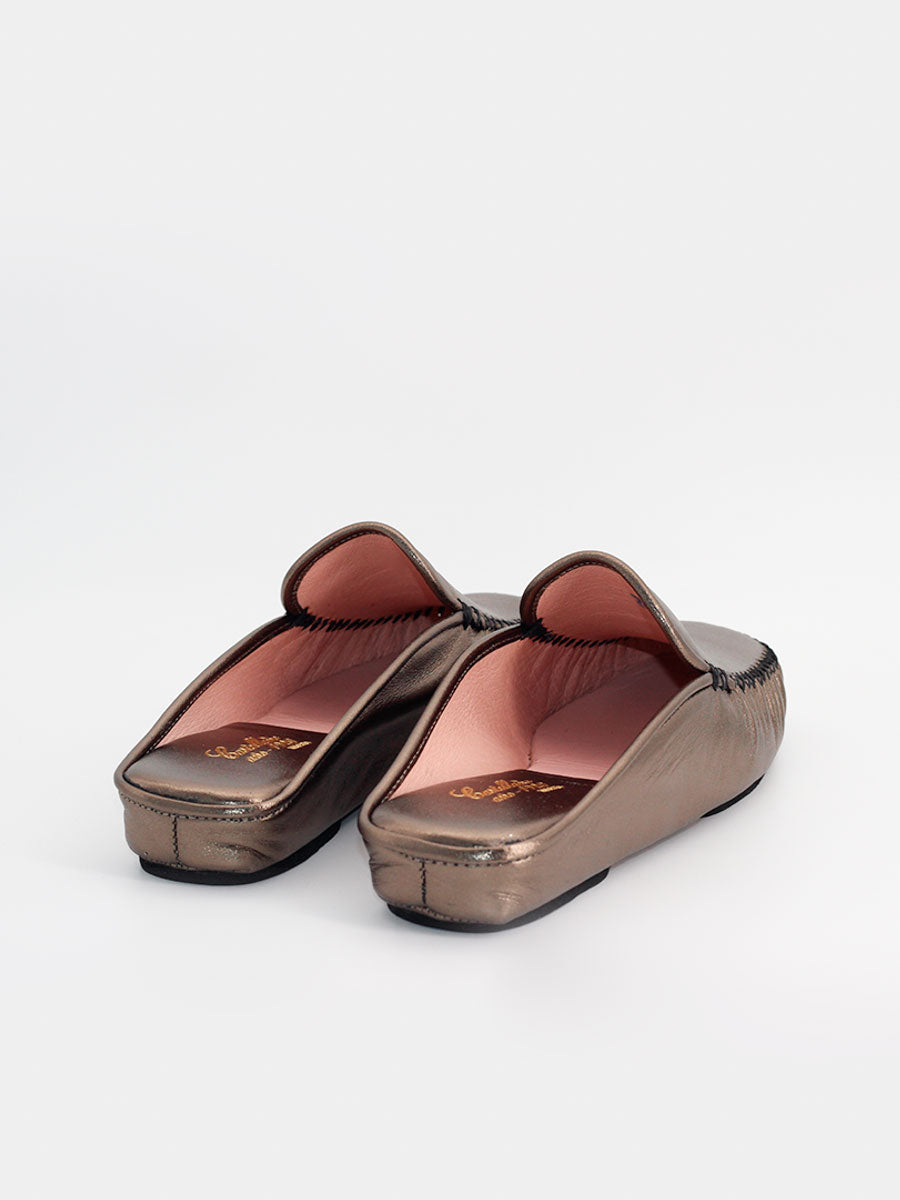 Zapatillas de casa Amelia piel color plata vieja