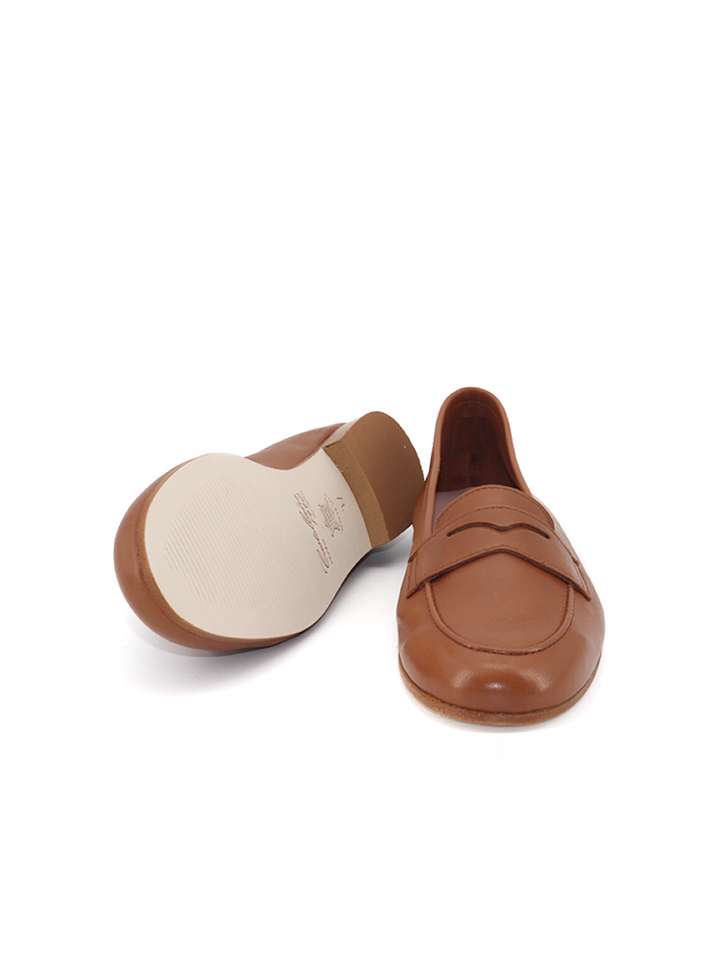 Suela cuero natural mocasín mujer artesanal Castellano