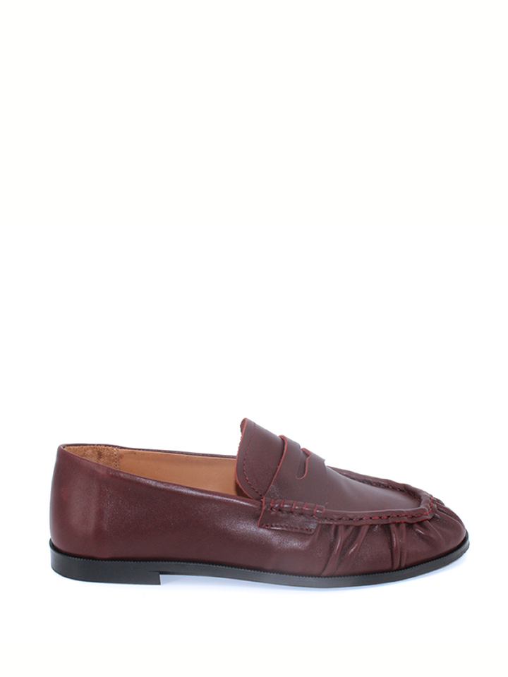 Mocasín Hana mujer en piel color burdeos – Hecho en España | Castellano® 1920 Madrid