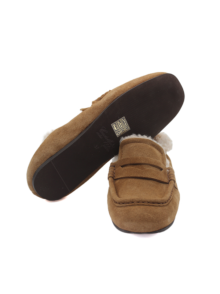 Mocasín de mujer Castellano® - Jia en serraje color camel con forro borreguito