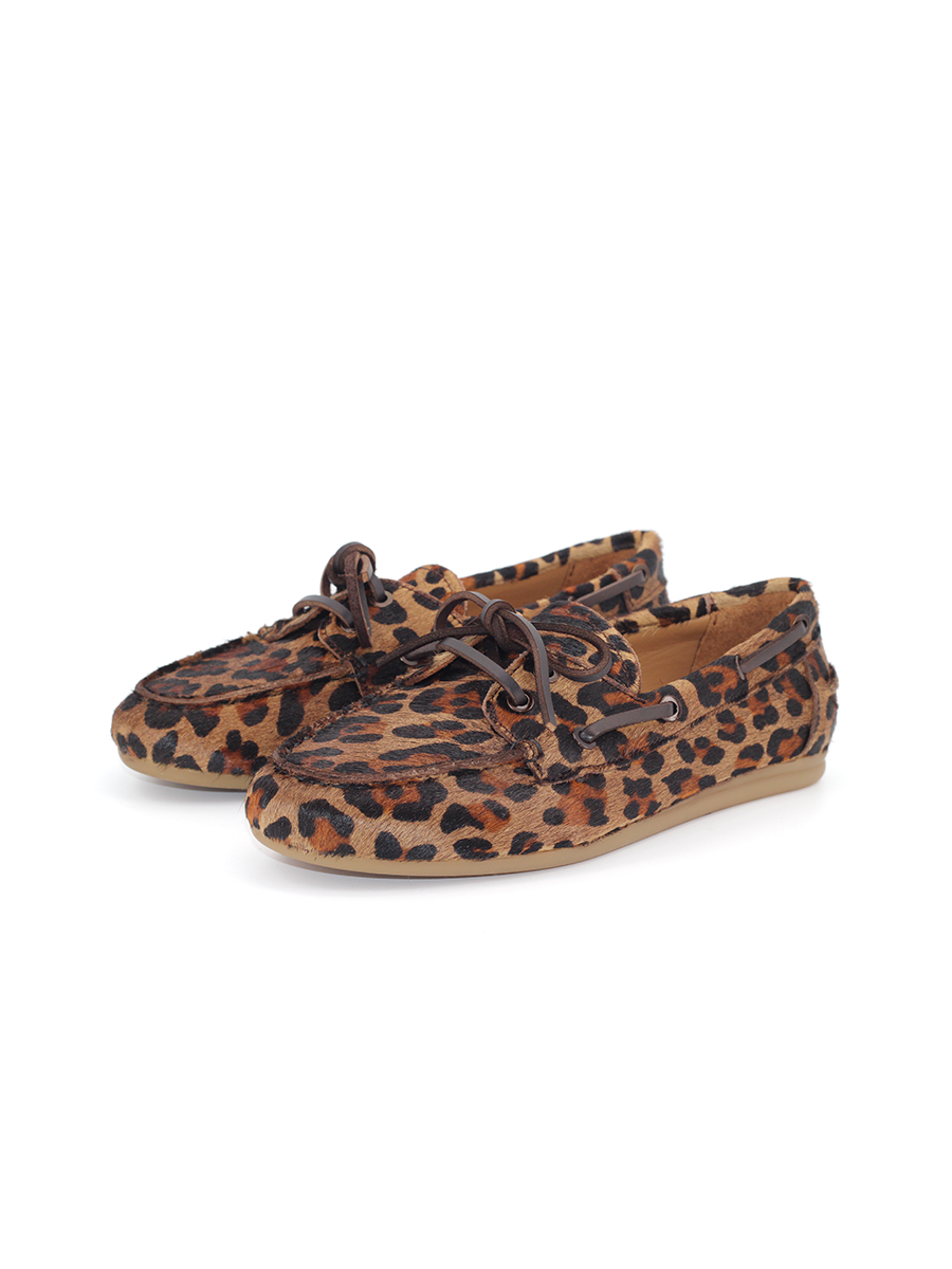 Náuticos Castellano® de piel para mujer – Modelo Misaki color animal print