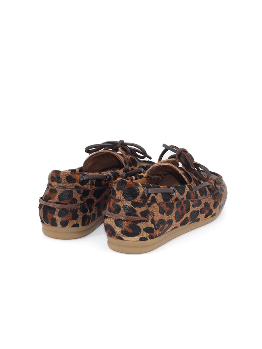 Náuticos Castellano® de piel para mujer – Modelo Misaki color animal print