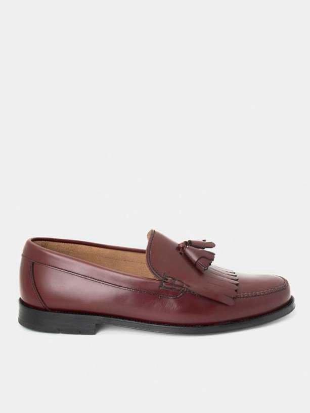 Mocasines 832 de piel calf color corinto