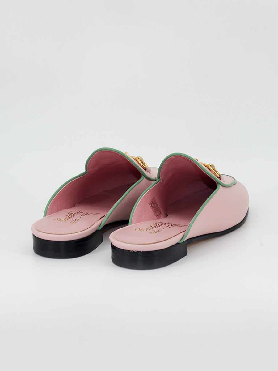 Mules de mujer Molinetto de piel con adorno de estribo