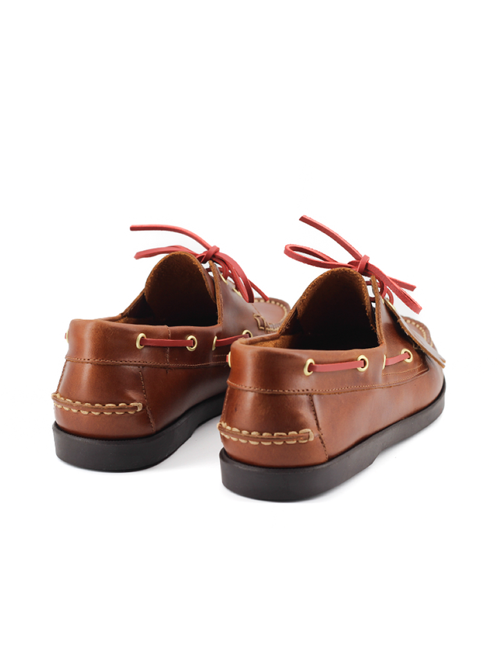 Náutico hombre en piel  ciclón color cuero | Modelo Puerto – Castellano®