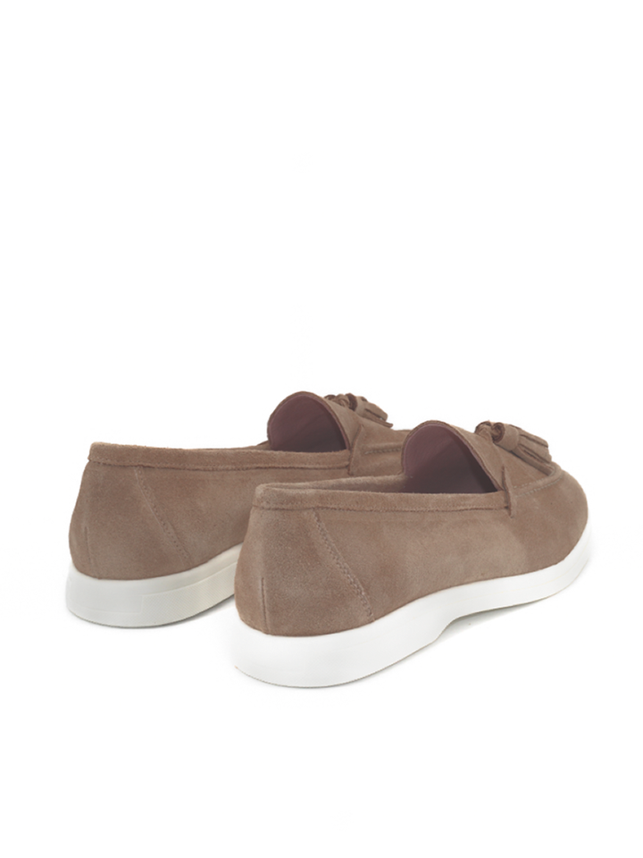 Mocasín Signora mujer en ante color arena con borlas – Hecho en España | Castellano® 1920 Madrid