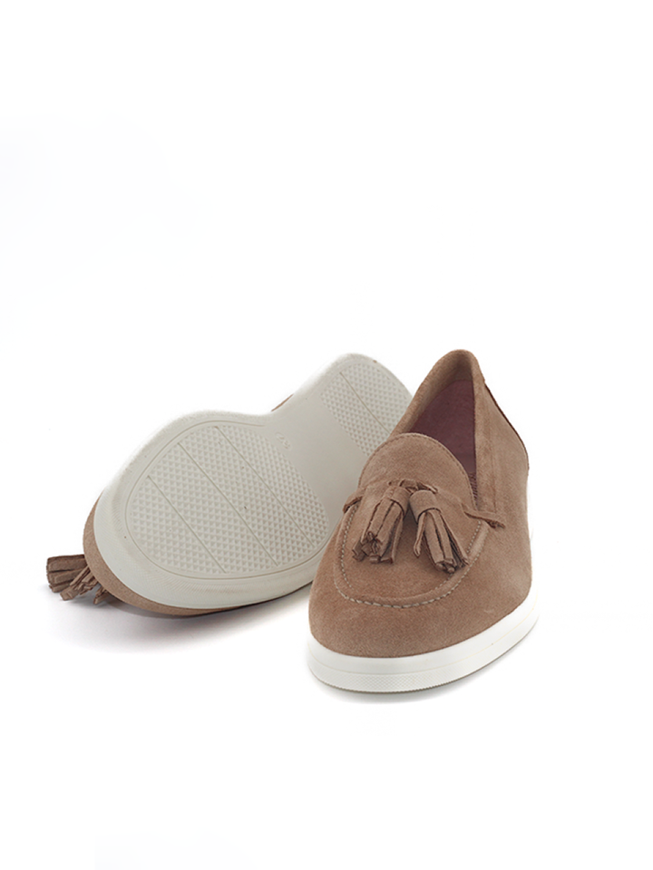 Mocasín Signora mujer en ante color arena con borlas – Hecho en España | Castellano® 1920 Madrid
