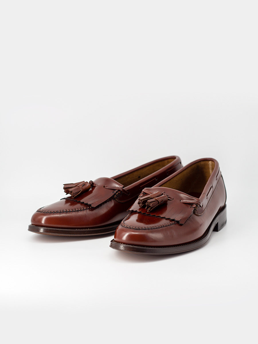 Mocasines de hombre 5545 piel flecos y borlas color red brown