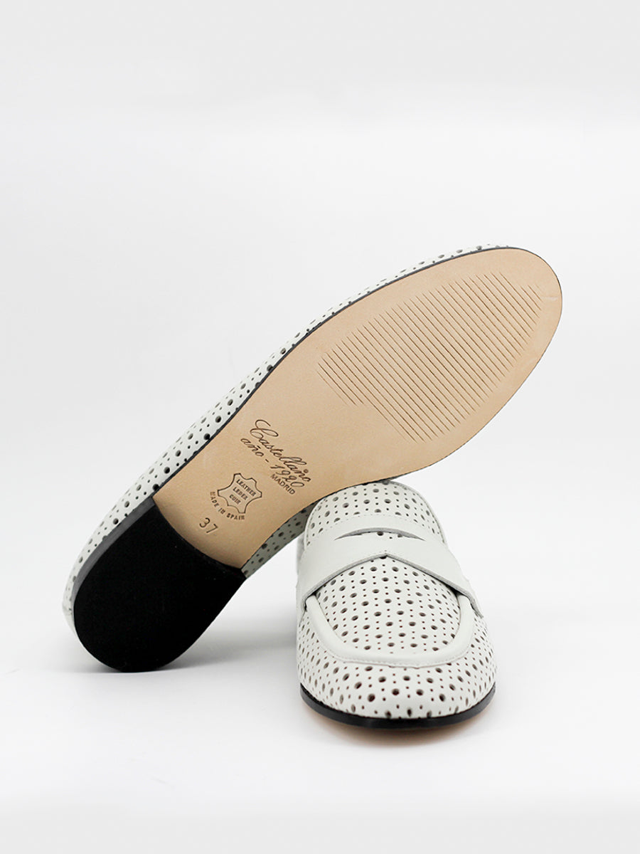Mocasines Avegno piel color hielo