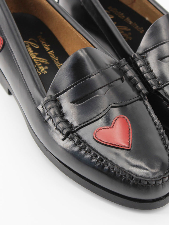 Black antik leather loafers with hearts decoration