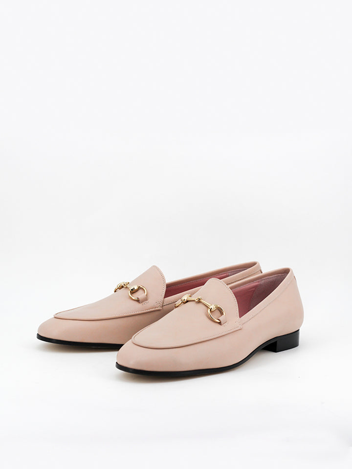 Genoa loafers in nude colored coy leather