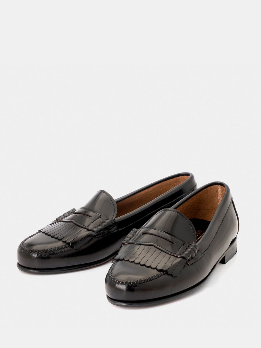 2207P loafers in black antique leather