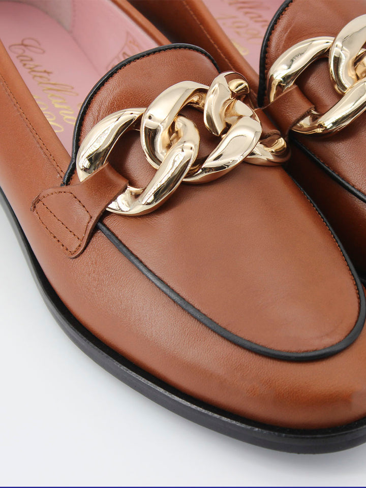 Venus loafers with leather chain